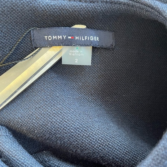 Tommy Hilfiger Navy and White Shift Dress short sleeves with faux pockets - Picture 2 of 8